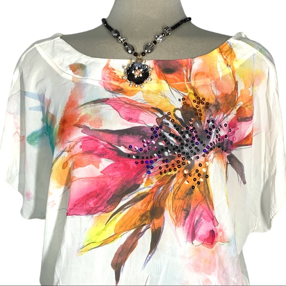 Suzy Shier White Front Flower Embellish Size L - Picture 4 of 12